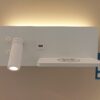 Applique Murale USB et Chargeur Sans Fil Plus Projecteur BLANC