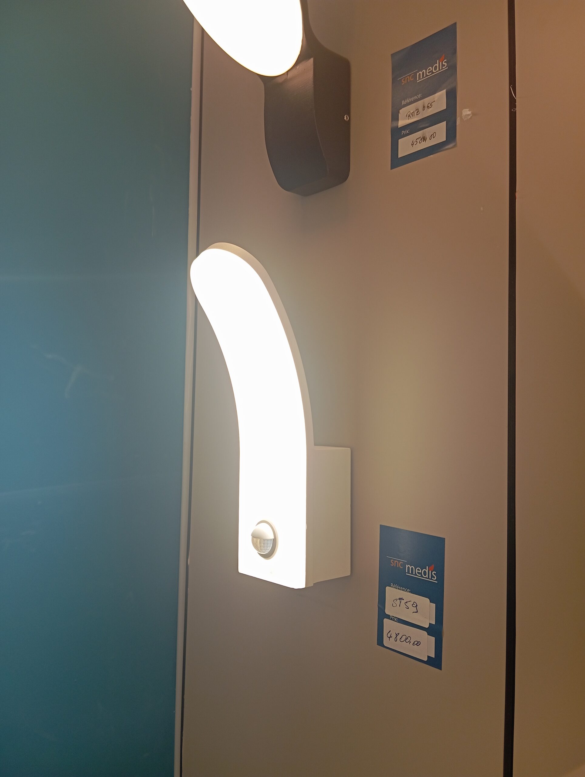 Applique Murale detecteur